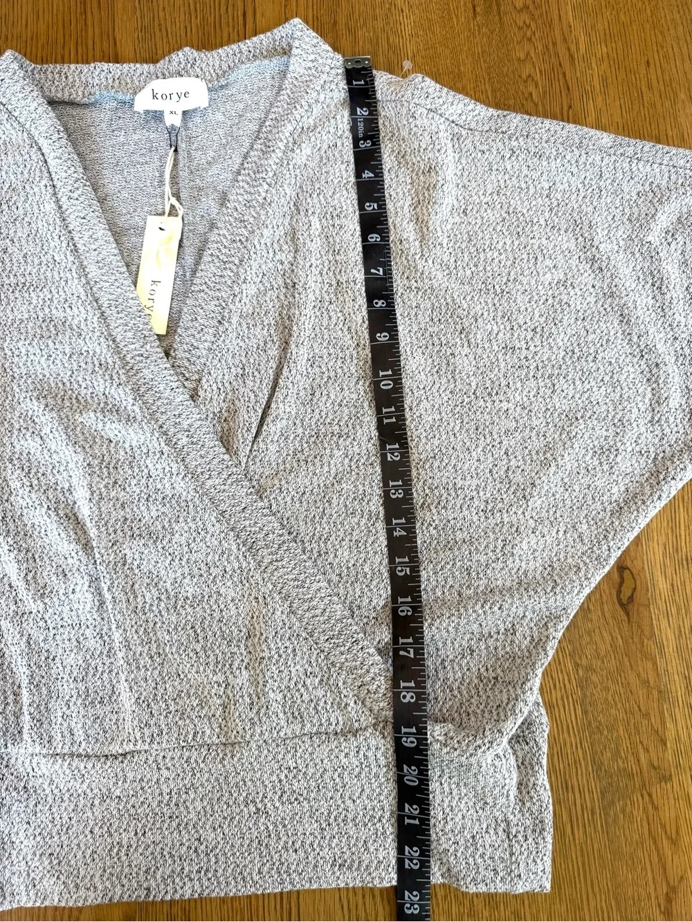 Korye Gray Wrap Sweater V-Neck Textured Knit Dolman Sleeve NWT XL